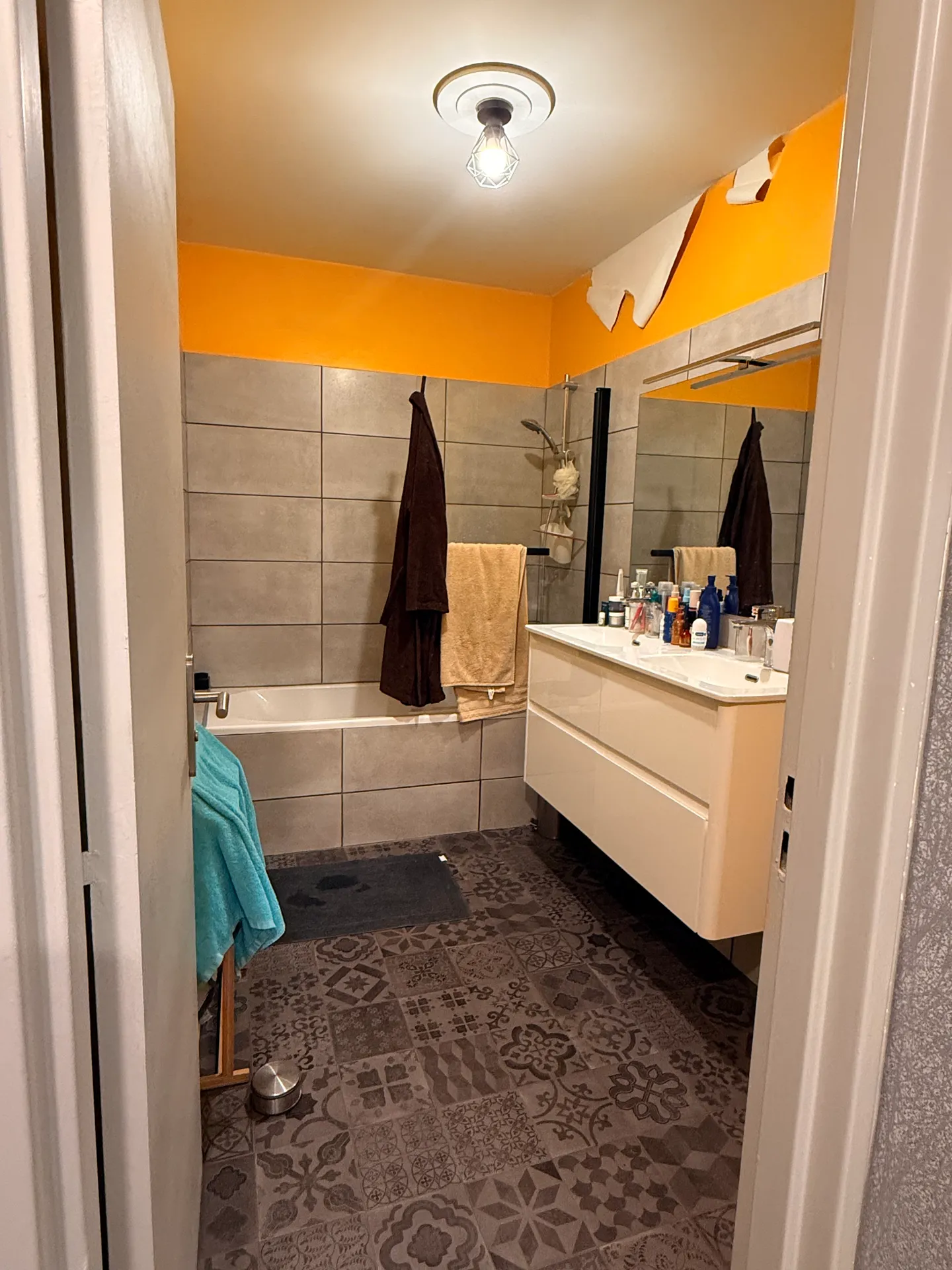 Une chambre 13m2 — image 9 of 13