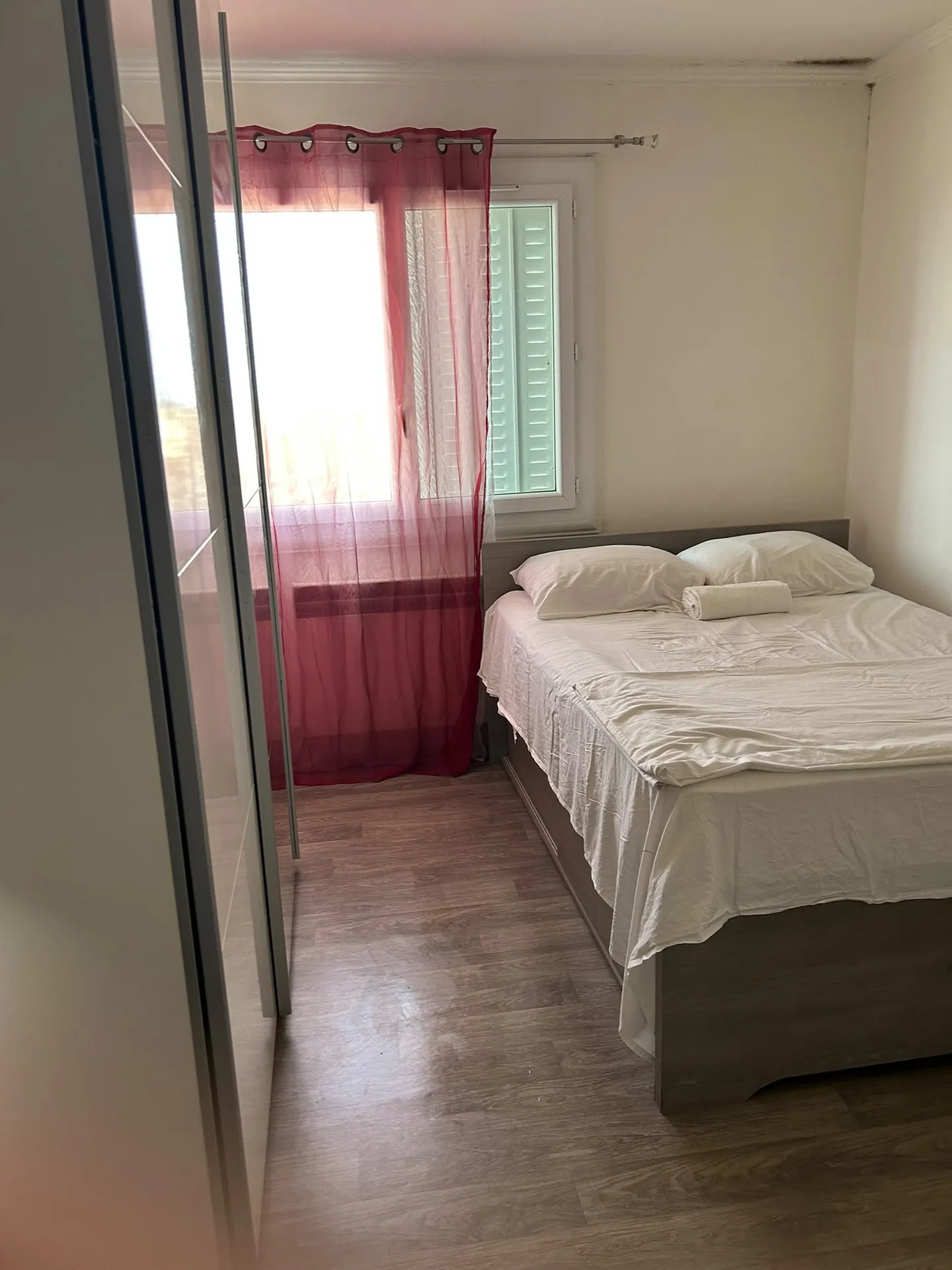 Chambre en collocation pour fille  — image 2 of 3