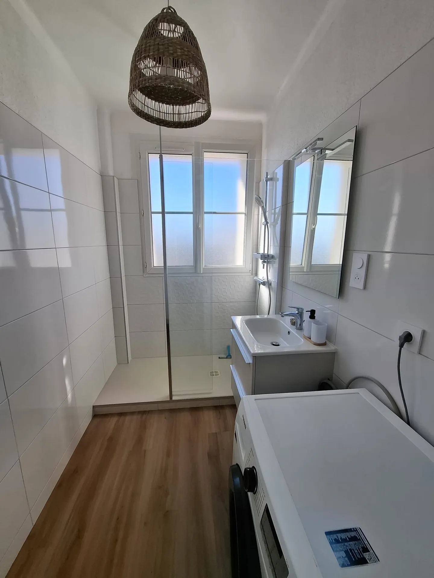 Brest hyper centre: une grande chambre se libère dans notre coloc ! — image 5 sur 10